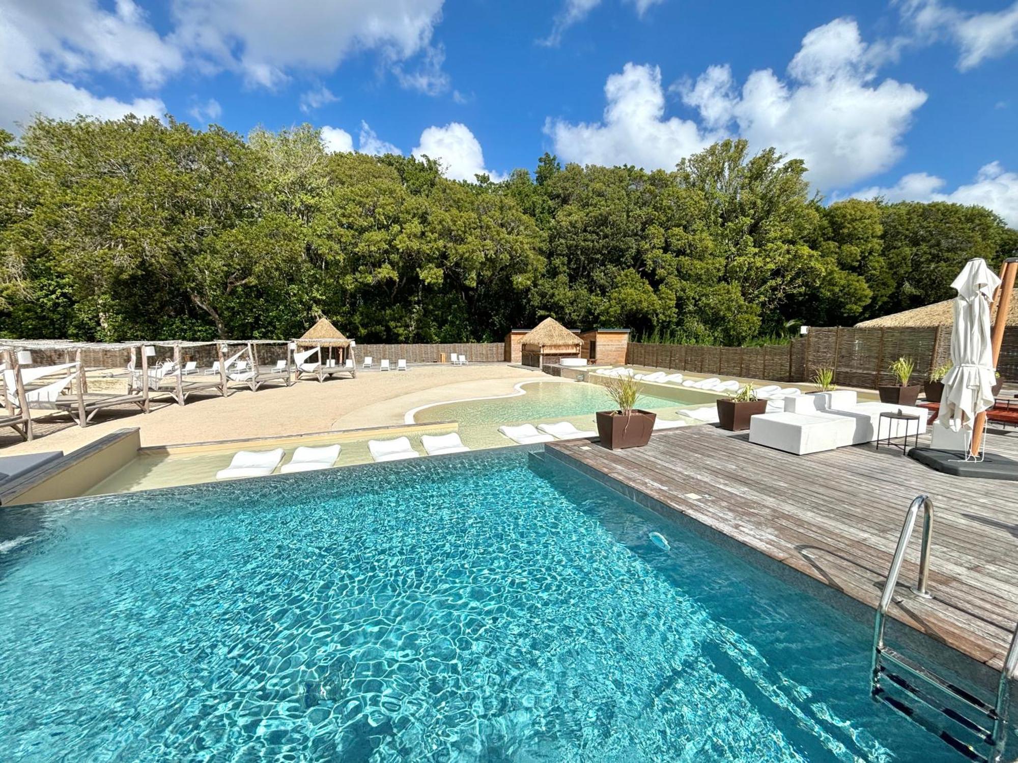 Bungalow La Kawannaise - Piscine, Terrasse, Plage Grand-Bourg  Exterior photo